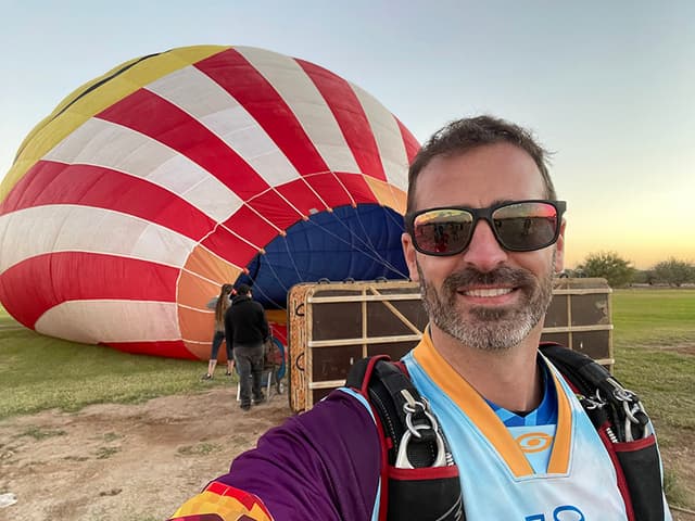 Getting the balloon ready.